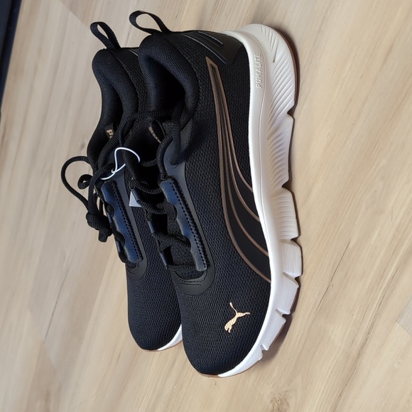 Puma Focus Lite Sneakers - Picture 1 of 6